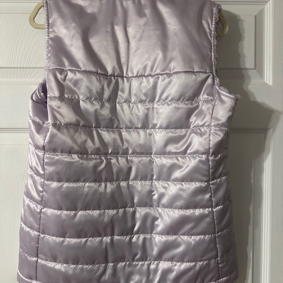 The North Face Women's Light Purple mossbud insulated reversible vest - Picture 4 of 7